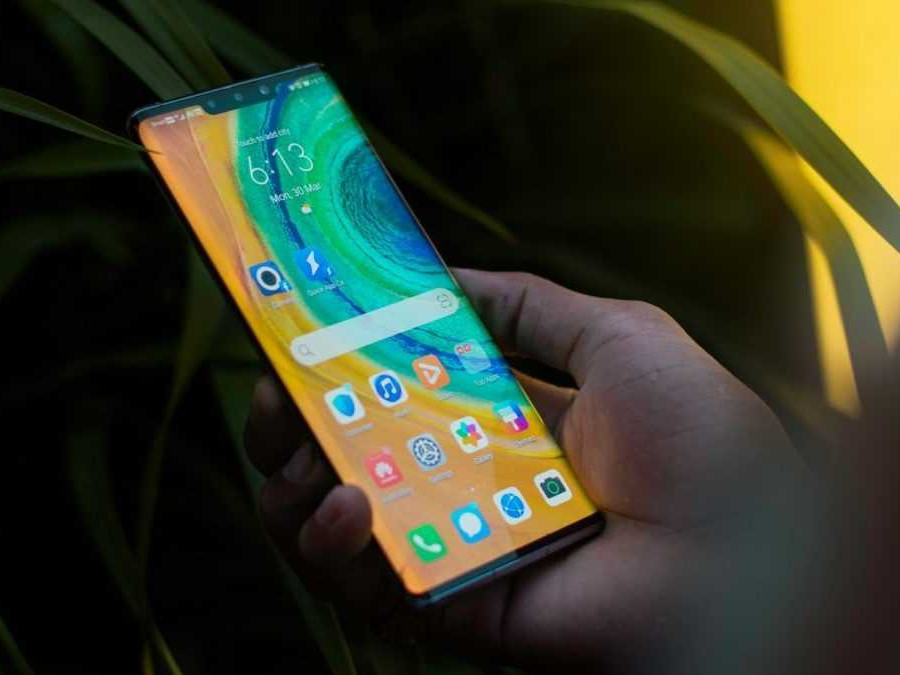 Ilustračná snímka mobilného telefónu.