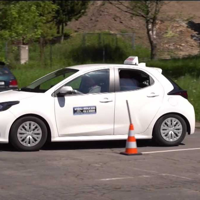 auto z autoškoly