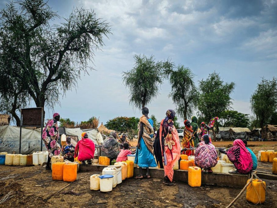 Na ilustračnej snímke obyvatelia Sudánu.