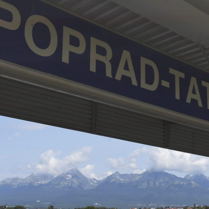 Cez stanicu Poprad-Tatry opäť premáva vlaková doprava: Polícia vykonala pre nahlásenú bombu potrebné opatrenia