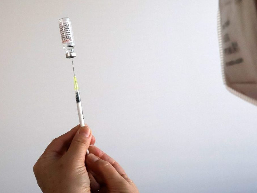 vakcína proti covidu