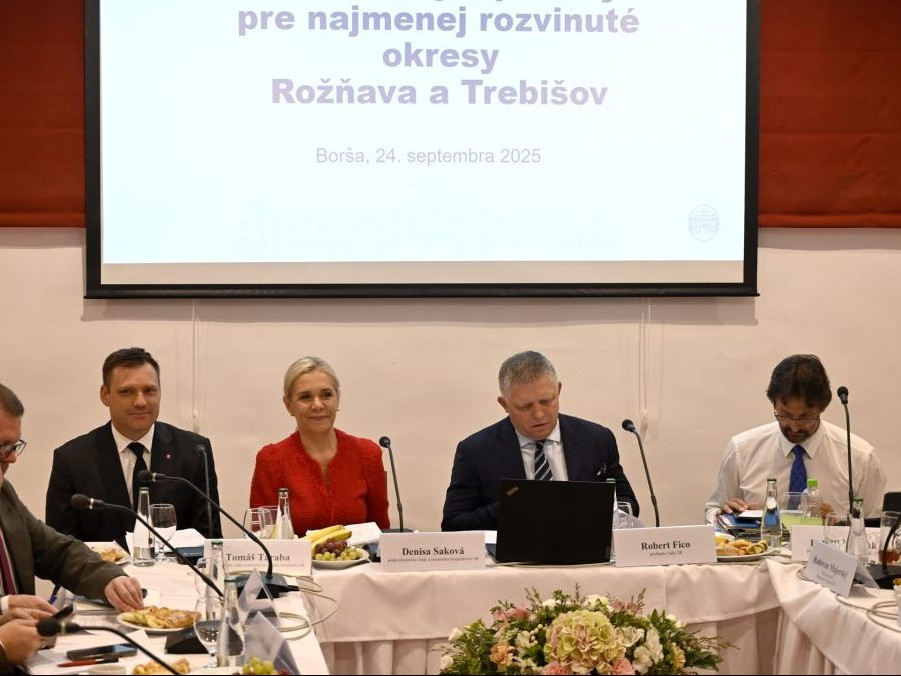 Výjazdové rokovanie vlády v obci Borša.