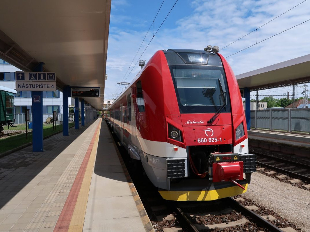 Na snímke prvé vlakové súpravy Panter.