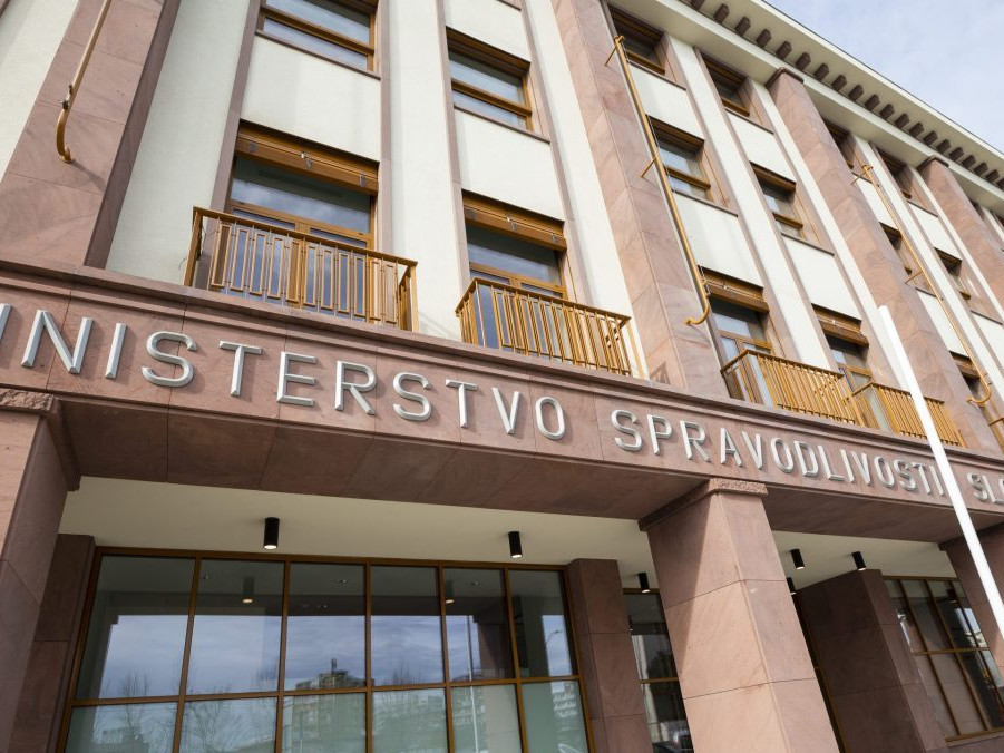 Budova ministerstva spravodlivosti.