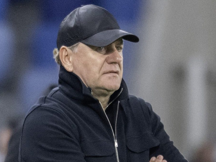 Vladimír Weiss st. tréner