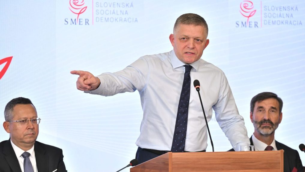 Na snímke R. Fico.