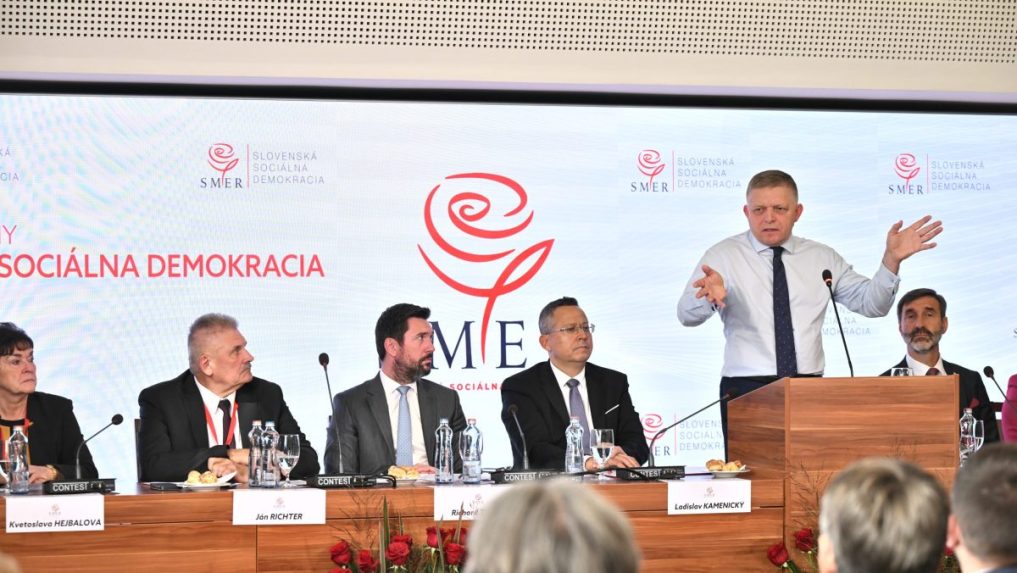Robert Fico počas príhovoru na pracovnom sneme strany Smer-SD.
