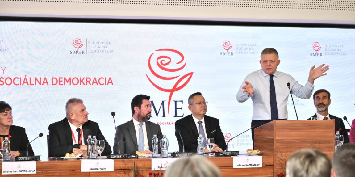 Robert Fico počas príhovoru na pracovnom sneme strany Smer-SD.
