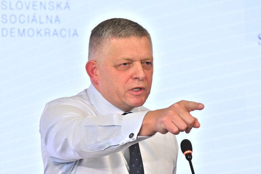 Premiér Robert Fico