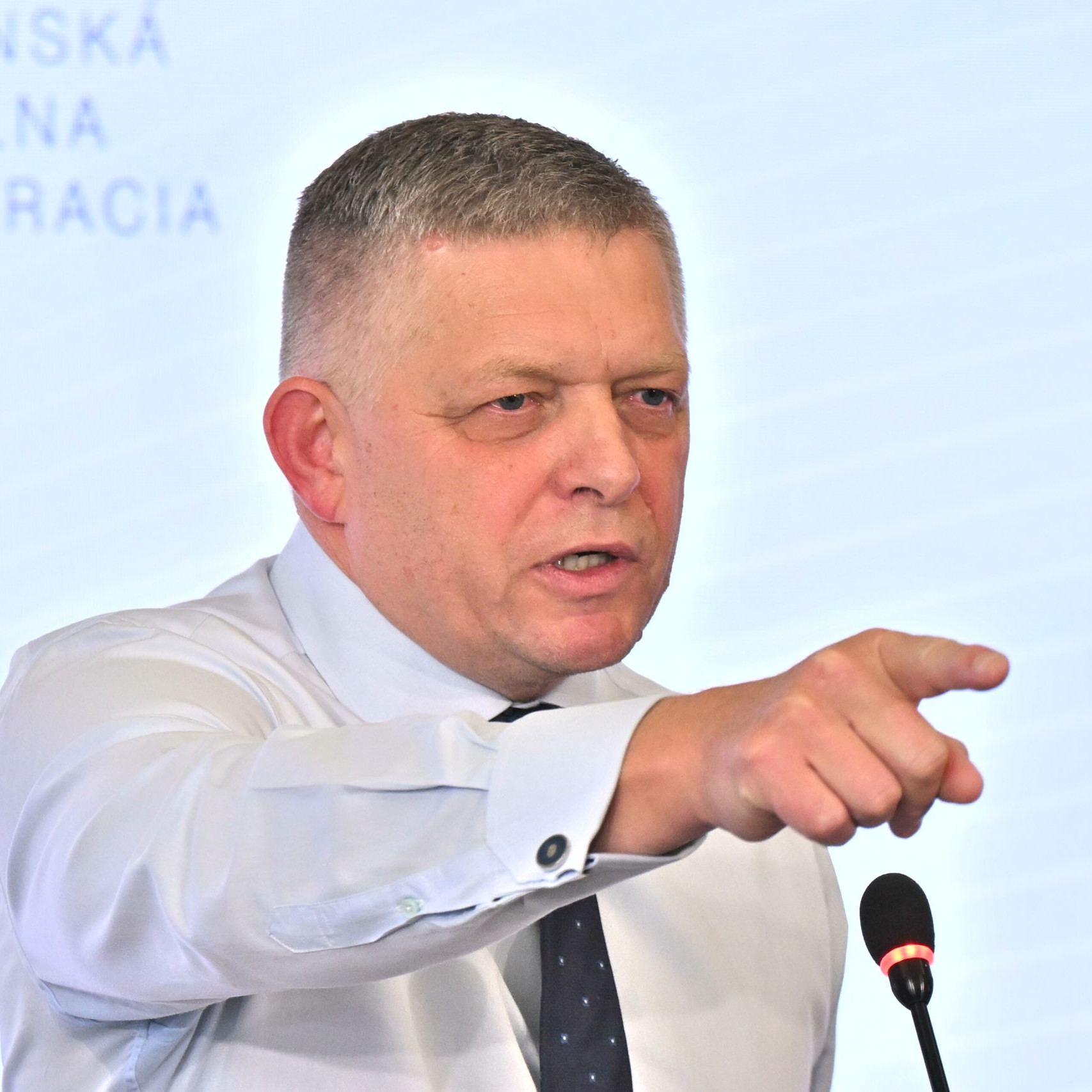 Premiér Robert Fico