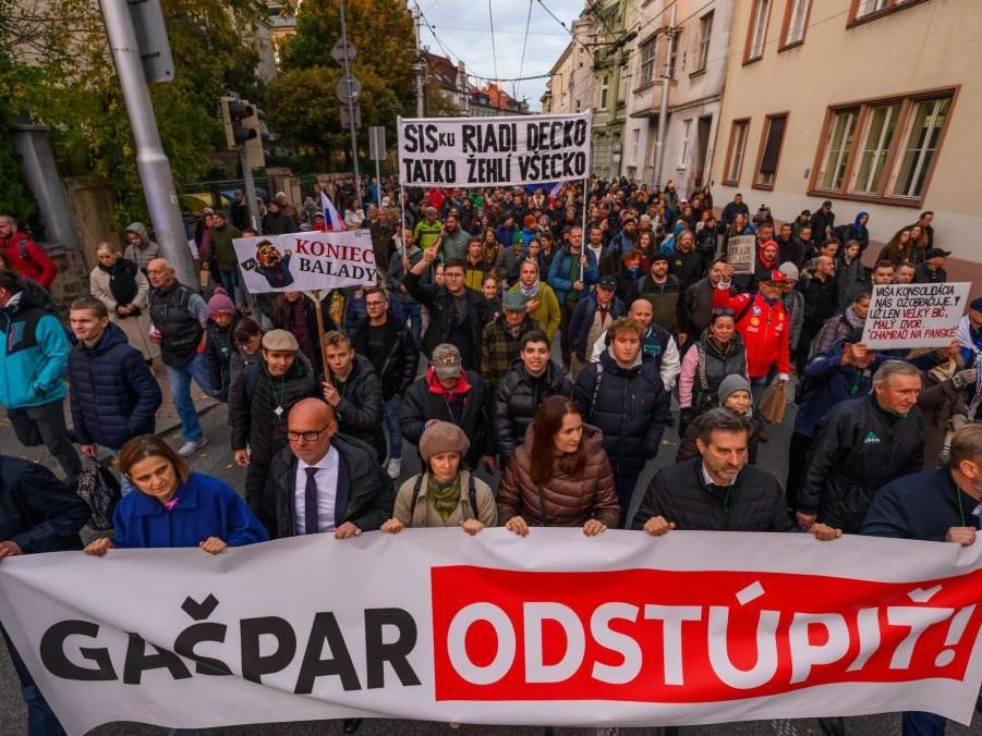 Protestný pochod strany Sloboda a Solidarita za odstúpenie šéfa SIS Pavla Gašpara.