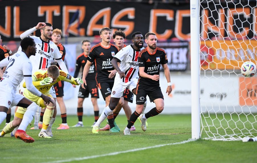 Vyrovnávajúci gól Trnavy na 1:1 počas zápasu 12. kola Niké ligy.