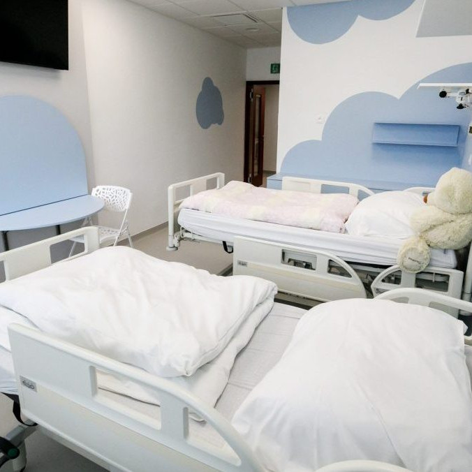 Snímka z otvorenia nových priestorov Oddelenia detskej neurochirurgie Národného ústavu detských chorôb pre najzávažnejších pacientov s ochoreniami nervového systému.