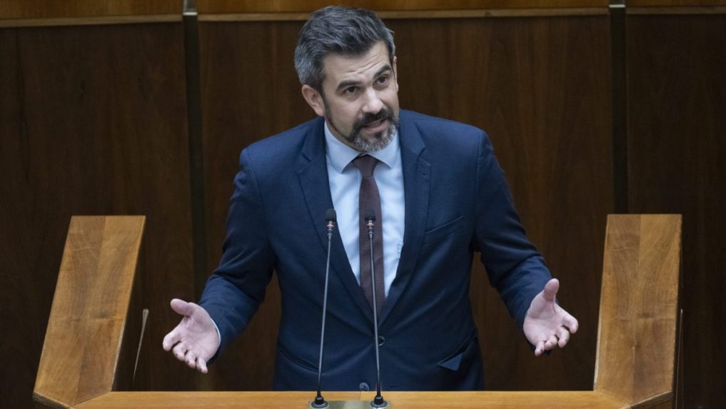 Na snímke poslanec Ján Hargaš.