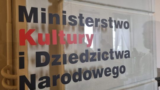 Ministerstvo kultúry a národného dedičstva Poľska vo Varšave.
