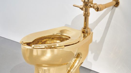 zlatá toaleta, umelecké dielo