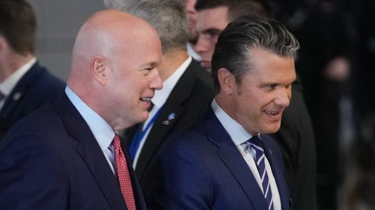 M. Whitaker a P. Hegseth