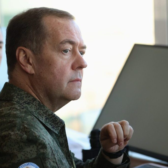 Na snímke Dmitrij Medvedev.