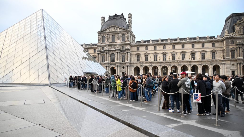 múzeum Louvre