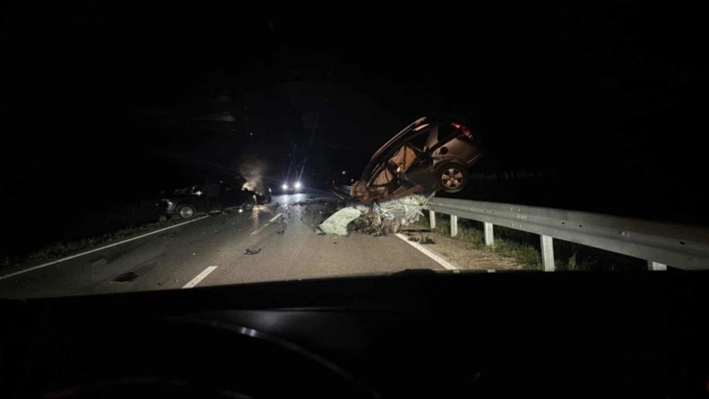 Medzi obcami HeÃ„Â¾pa a ZÃƒÂ¡vadka nad Hronom doÃ…Â¡lo k tragickej dopravnej nehode.