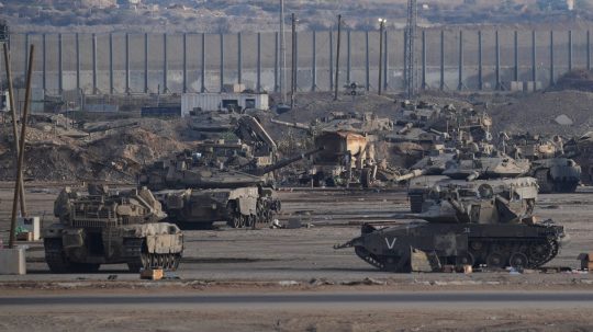 tanky pri Pásme Gazy