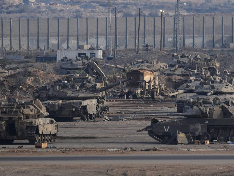 tanky pri Pásme Gazy