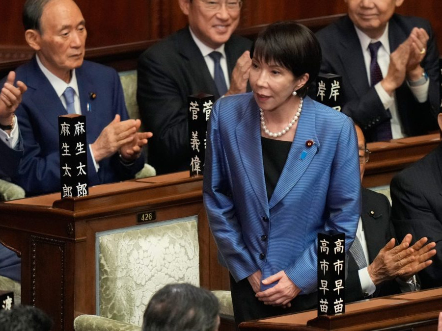 Japonská premiérka Sanae Takaičiová.