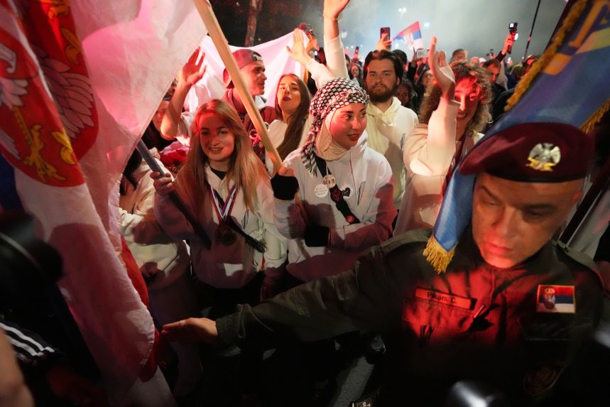 Protesty v meste Novi Pazar.