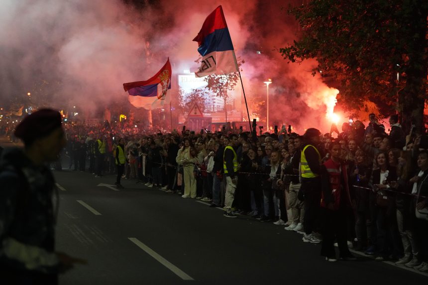 Protesty v meste Novi Pazar.