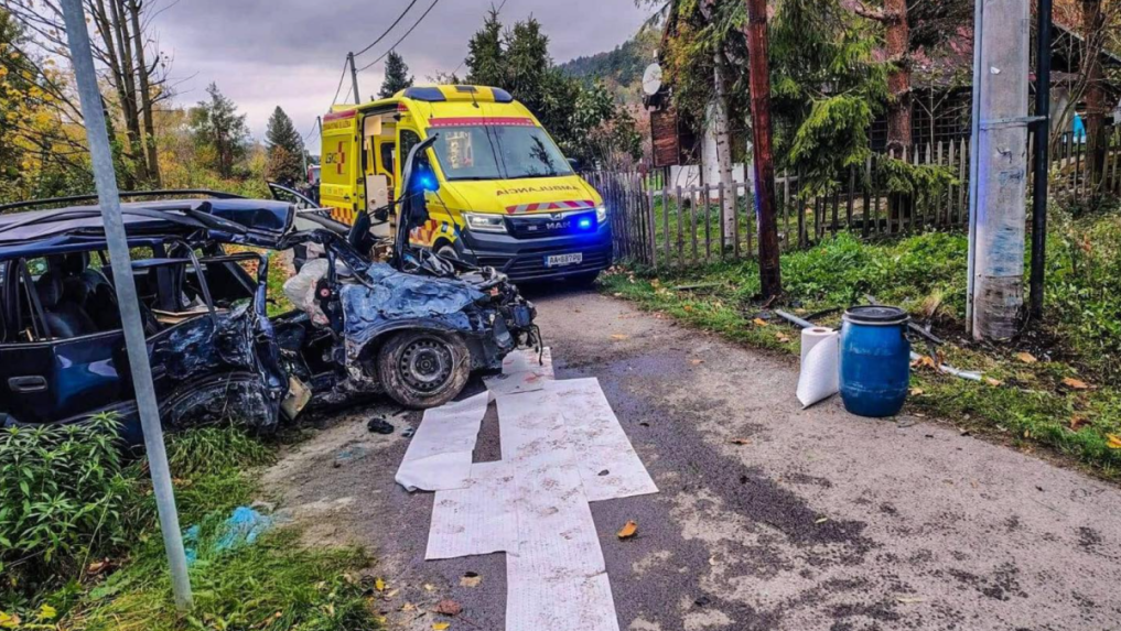 Chlapci vzali auto, s ktorým neskôr havarovali, svojmu starému otcovi bez jeho vedomia.