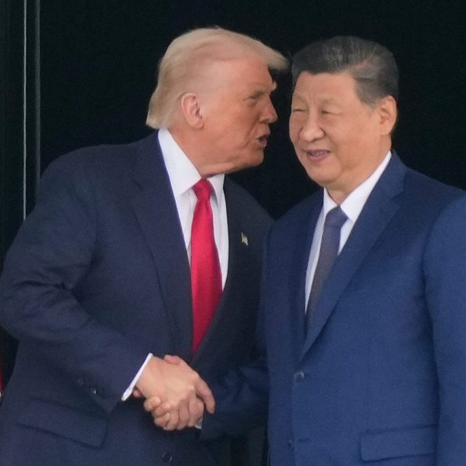 Americký prezident Donald Trump (vľavo) na stretnutí s čínskym prezidentom Si Ťin-pchingom.