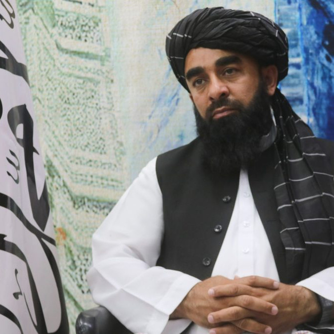 Hovorca Talibanu Zabihullah Mujahid.