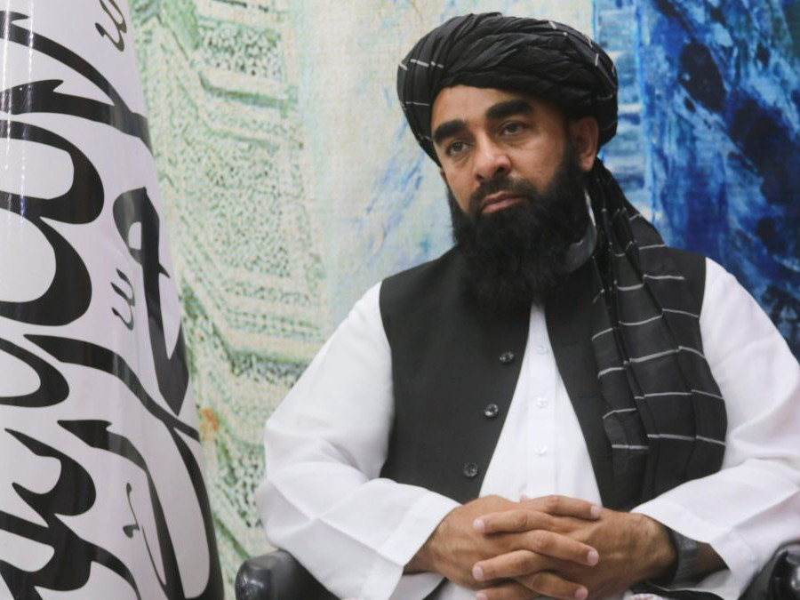 Hovorca Talibanu Zabihullah Mujahid.