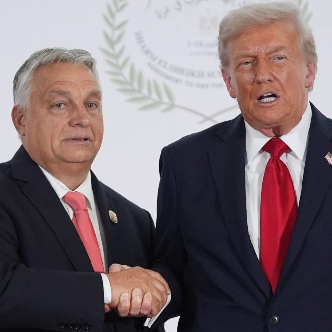 Zľava Viktor Orbán a Donald Trump.