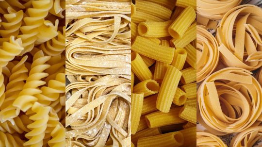 Na snímke štyri druhy cestovín.