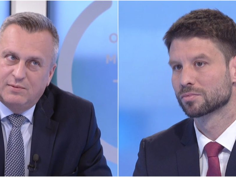 Na snímke Andrej Danko a Michal Šimečka.