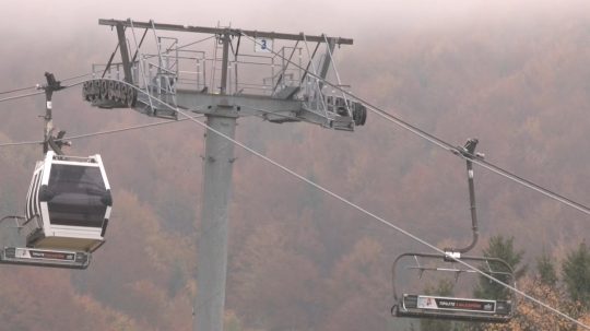 Na Donovaloch a v Jasnej plánujú prvých lyžiarov privítať už koncom novembra.