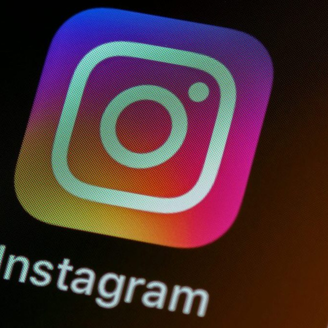 Na ilustračnej snímke logo Instagramu.