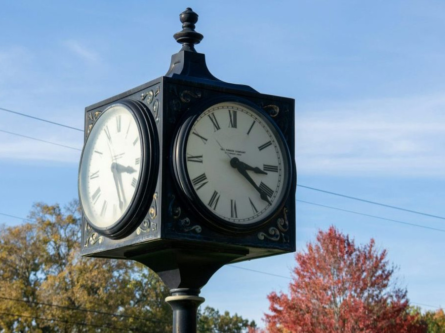 Na snímke sú hodiny.