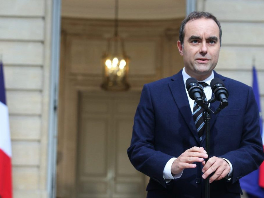 Francúzsky premiér Sébastien Lecornu.