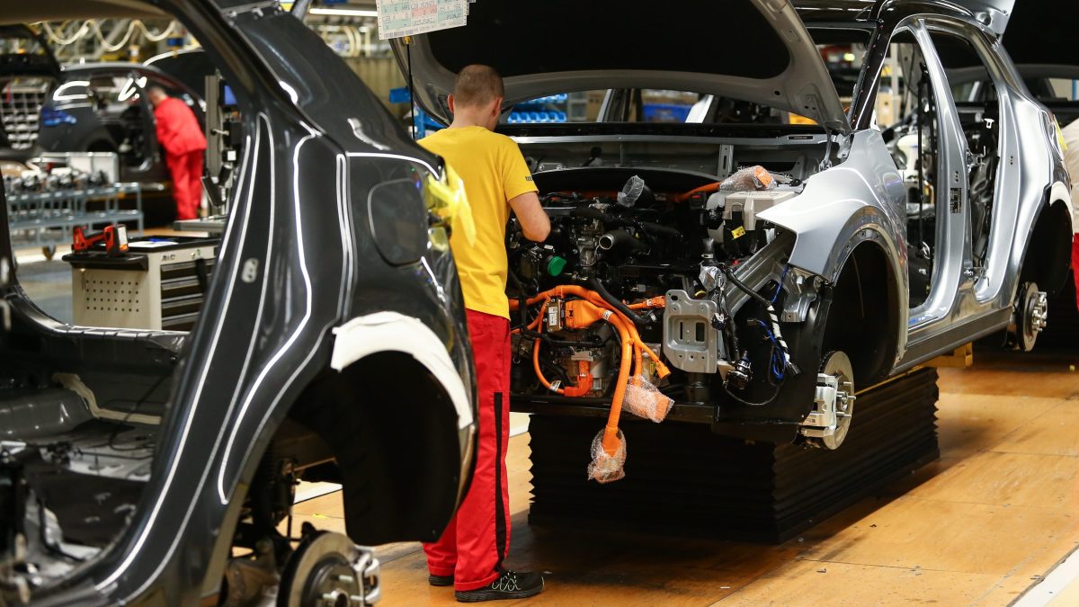 Indick&yacute; trh sa otv&aacute;ra Eur&oacute;pe, prinesie aj coln&eacute; &uacute;ľavy na automobily či lacnej&scaron;ie lieky. Čo znamen&aacute; dohoda pre Slovensko?