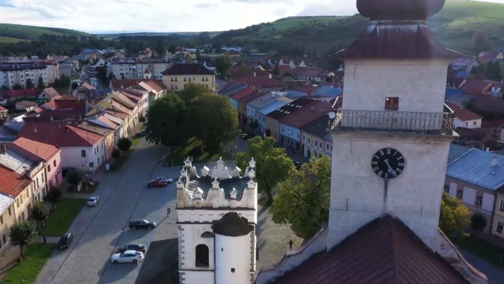 Na snímke námestie Podolínca.