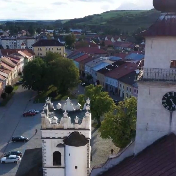 Na snímke námestie Podolínca.