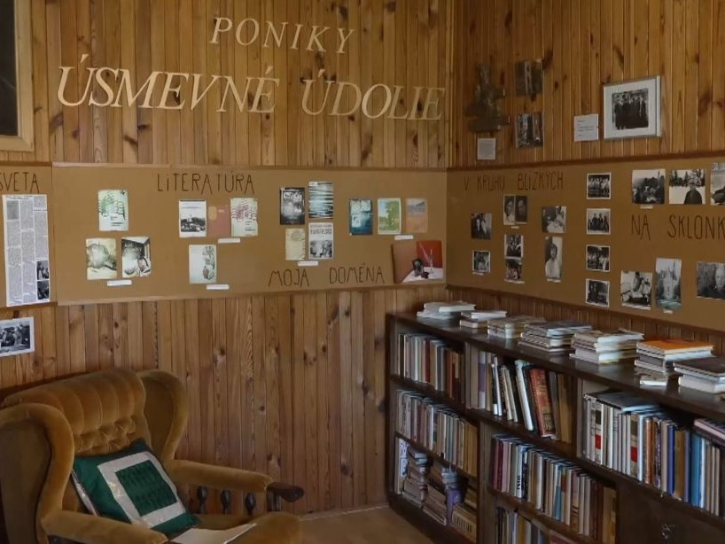 Na snímke Ponická izba.