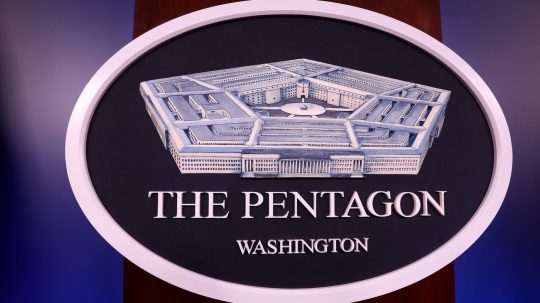 Pentagón prijal 130-milónový dar.