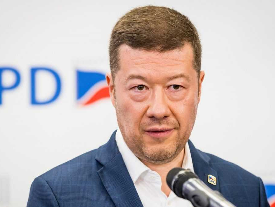Český poslanec a predsedu opozičného hnutia SPD Tomio Okamura.