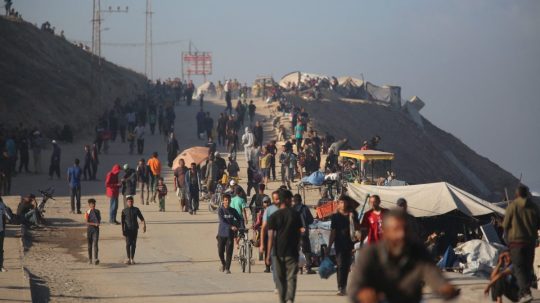 Palestínčania sa po začatí prímeria vracajú do svojich domovov.