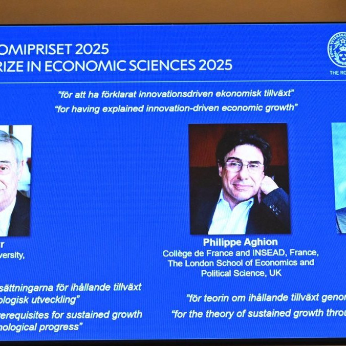 Laureáti Nobelovej ceny za ekonómiu 2025.