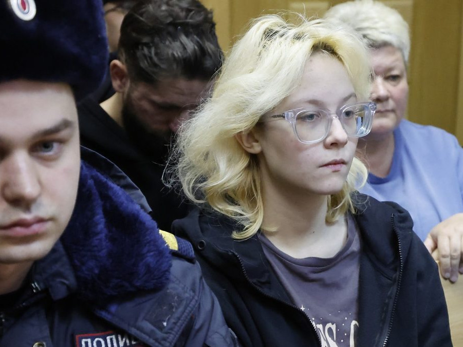 Osemnásťročná hudobníčka Diana Loginovová.