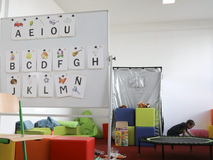 Na ilustračnej snímke trieda.